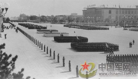 1959年国庆 逢十大阅兵盛况空前