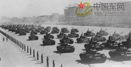 1959年国庆 逢十大阅兵盛况空前 1959年国庆 逢十大阅兵盛况空前