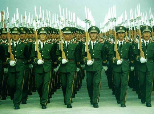 1999年国庆阅兵 中国与受阅方队一起迈向新世纪