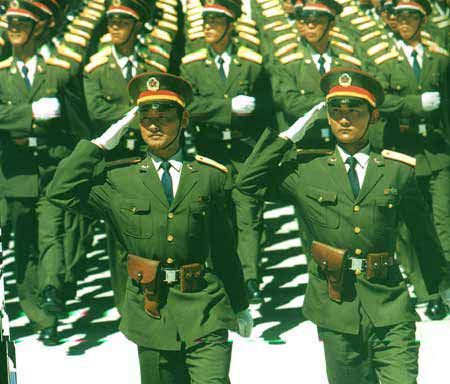 1999年国庆阅兵 中国与受阅方队一起迈向新世纪