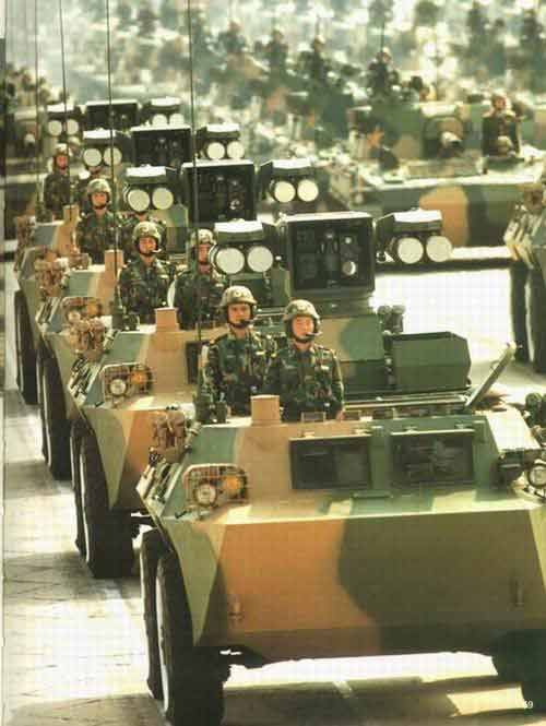 1999年国庆阅兵 中国与受阅方队一起迈向新世纪