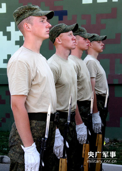 走进抗战阅兵外军方队营地 拍遍17国外军训练