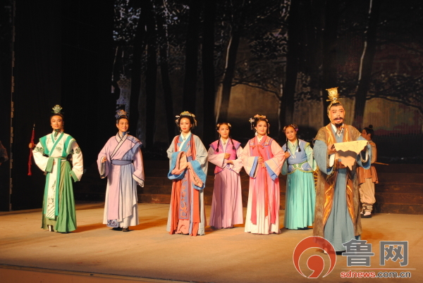 菏泽定陶县大型历史剧《春秋商圣》进省汇演 大获观众好评