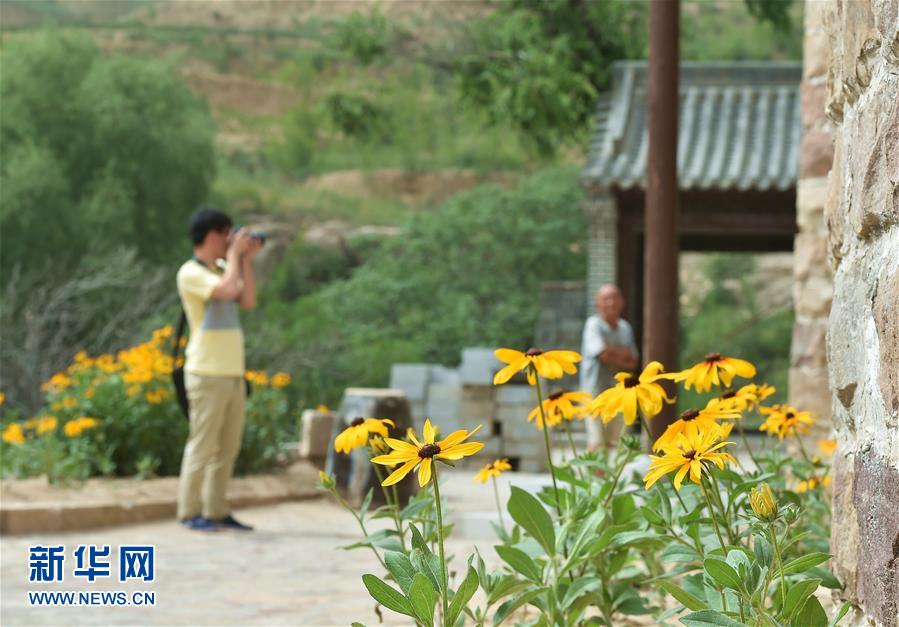 中共中央晋绥分局旧址开放迎宾
