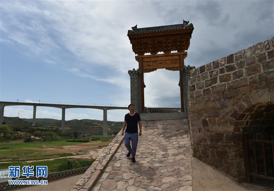 中共中央晋绥分局旧址开放迎宾