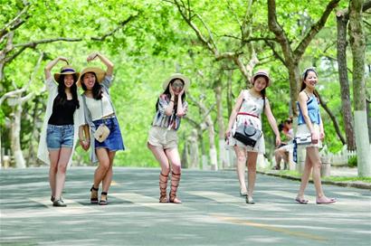 明后两天青岛将迎阵雨 气温明显下降至28℃ 明后两天青岛将迎阵雨 气温明显下降至28℃