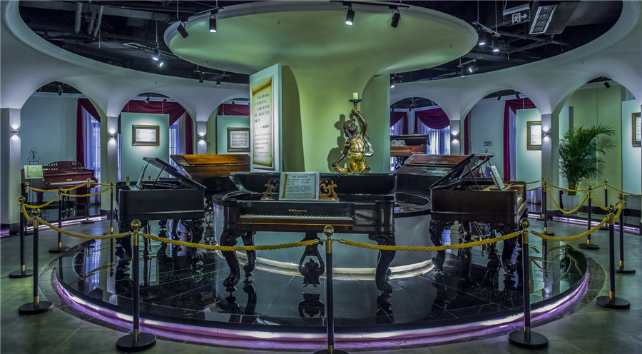 黄桷坪钢琴博物馆 百年钢琴镇馆 黄桷坪钢琴博物馆 百年钢琴镇馆