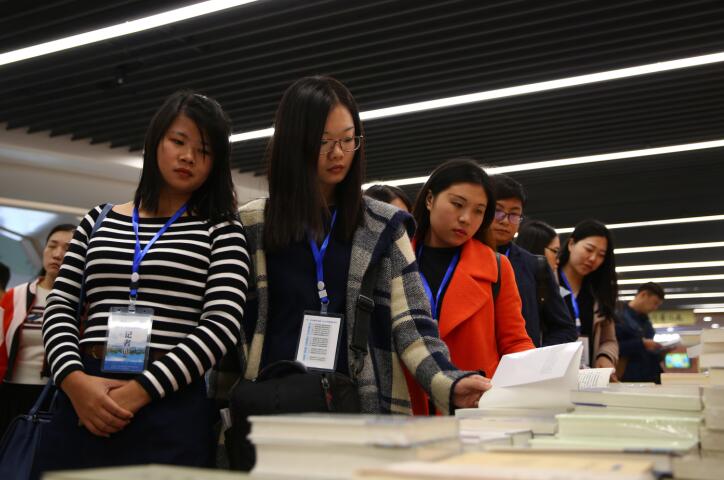 全国网媒走进山东书城:创新书城经营模式 打造全新阅读体验