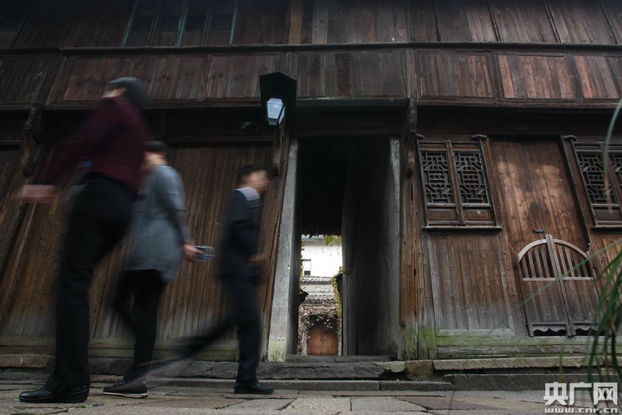 乌镇古街体现互联网元素 静待大会开幕