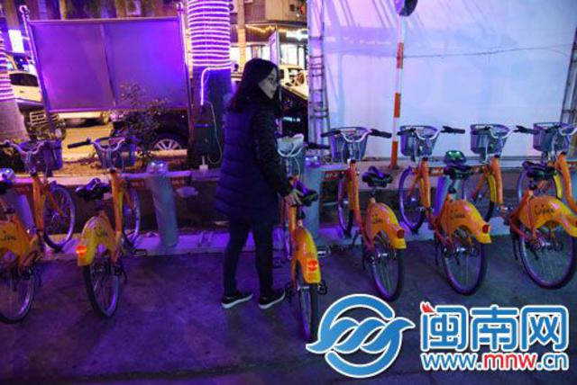 方姐租车准备出发1