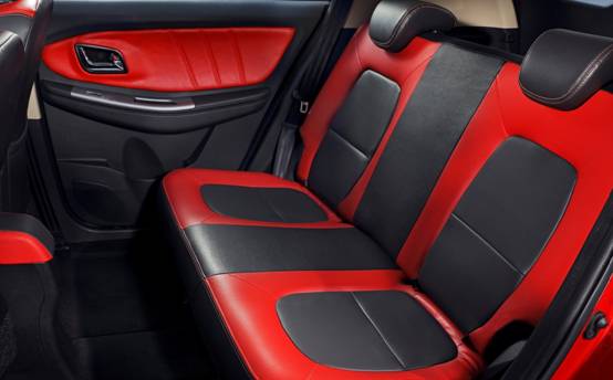 C:\Documents and Settings\Administrator\桌面\英致\重要不能改!产品稿参考标准\产品图\新款G3官图(最终版)\新款G3官图(最终版)\后排乘坐空间修改.jpg