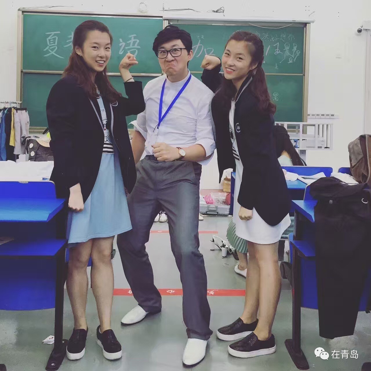 青岛这对双胞胎姐妹花火了!