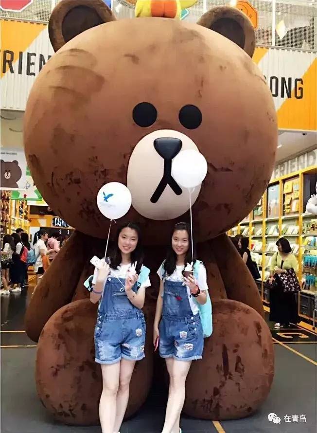 青岛这对双胞胎姐妹花火了!