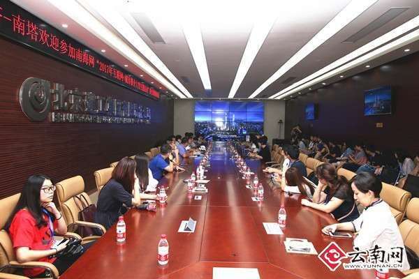 海口双子塔落成后观光人数将达到至少每年300万人次