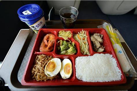 33F2434121271611B2856C685D220A802D6F0E56_size189_w600_h401-高铁上的餐饮