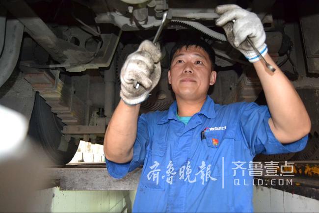 退伍不褪色 青岛公交战线上的“军人风采”