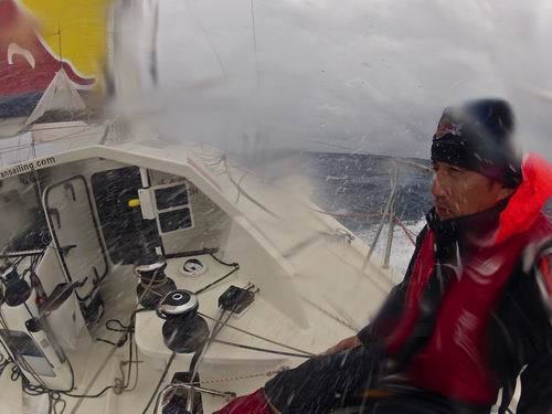 郭川风雨中航行 郭川风雨中航行