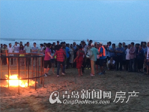 碧桂园十里金滩篝火晚会吸引了众多购房者