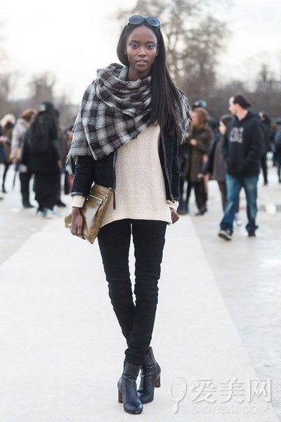  4个搭配秘笈 简单基本款也能穿出新意象 