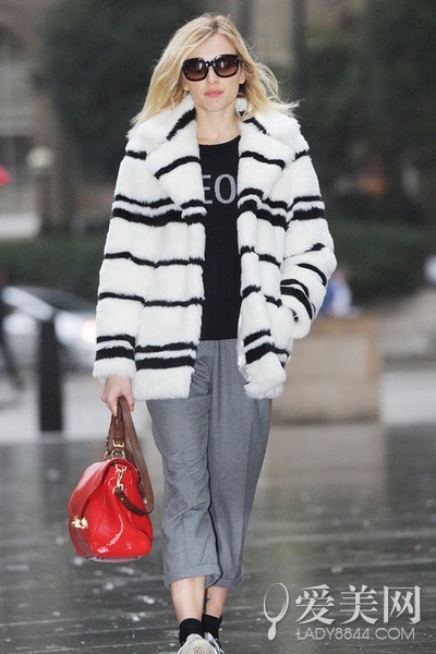  4个搭配秘笈 简单基本款也能穿出新意象 