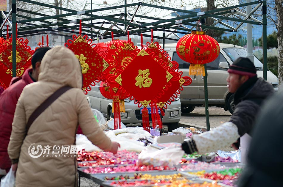 腊月青岛大集之上马集:海鲜满市腥味十足