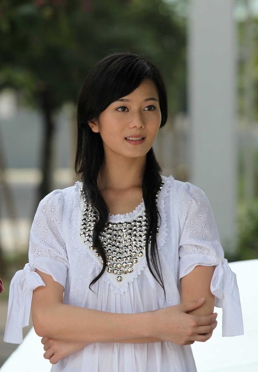 芒果台翻拍剧挑战三观:江铠同模仿宋慧乔雷人