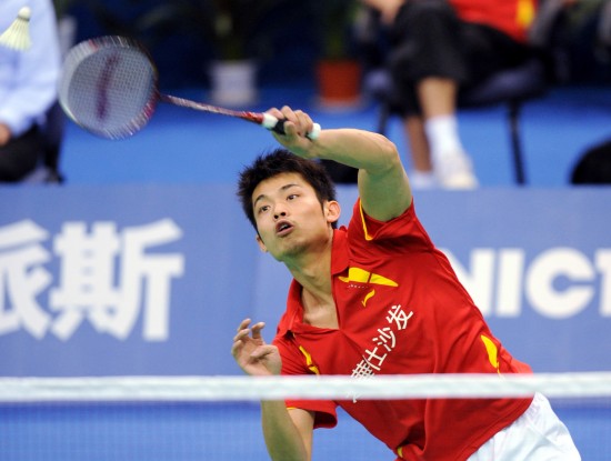图文-全运会羽毛球男双15日赛况林丹全力以赴